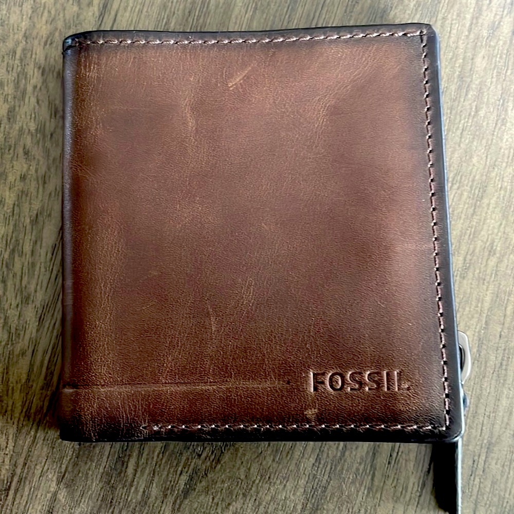 Brown leather Fossil wallet